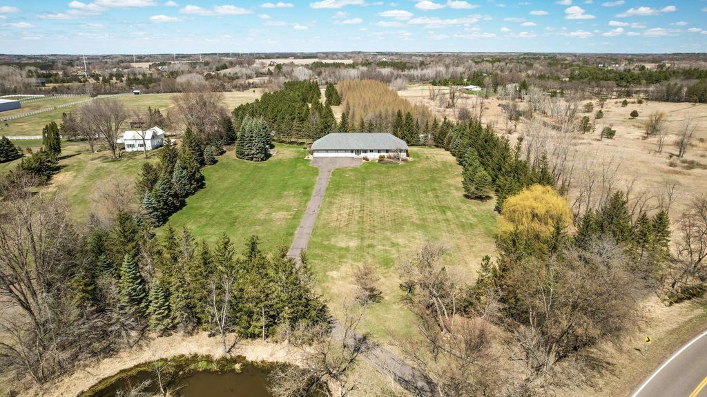 11498 Julianne Avenue N, Grant, MN 55082
