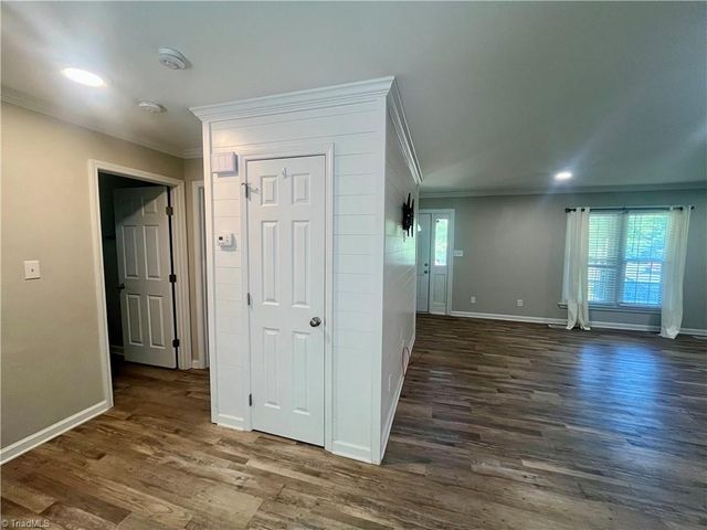 5637 Trotter Country Road, Archdale, NC 27263