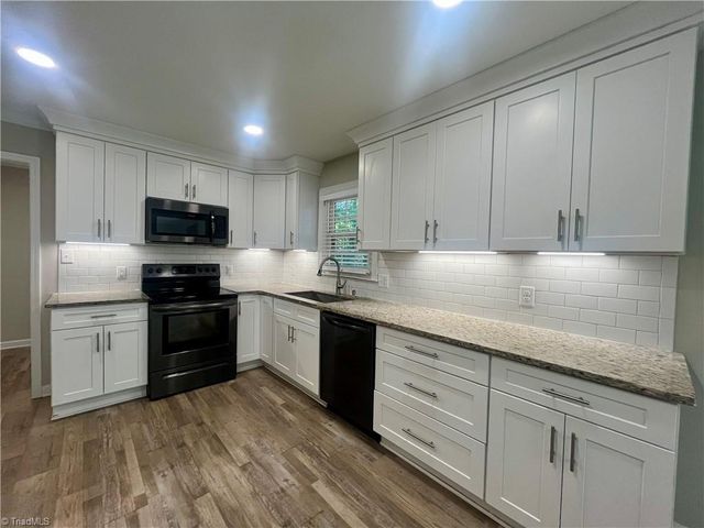 5637 Trotter Country Road, Archdale, NC 27263