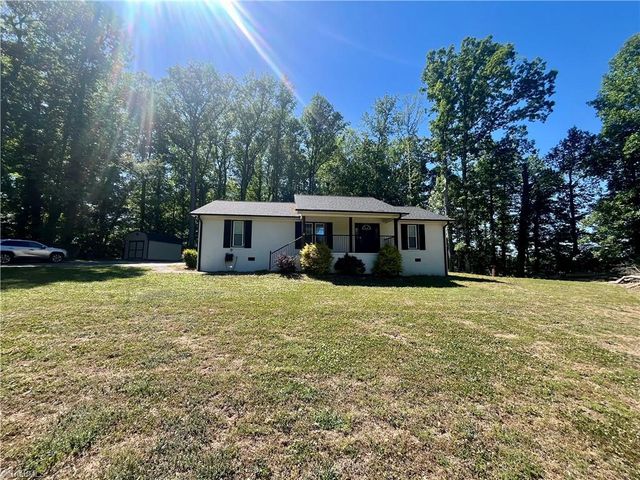 5637 Trotter Country Road, Archdale, NC 27263