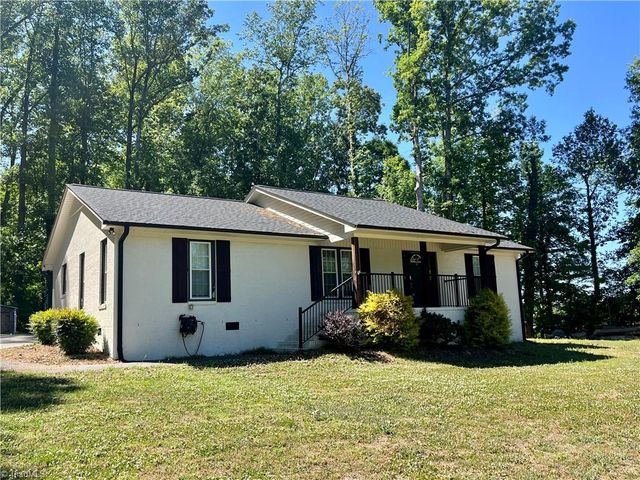 5637 Trotter Country Road, Archdale, NC 27263