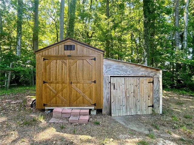 5637 Trotter Country Road, Archdale, NC 27263