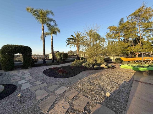12834 Rockwell, Poway, CA 92064