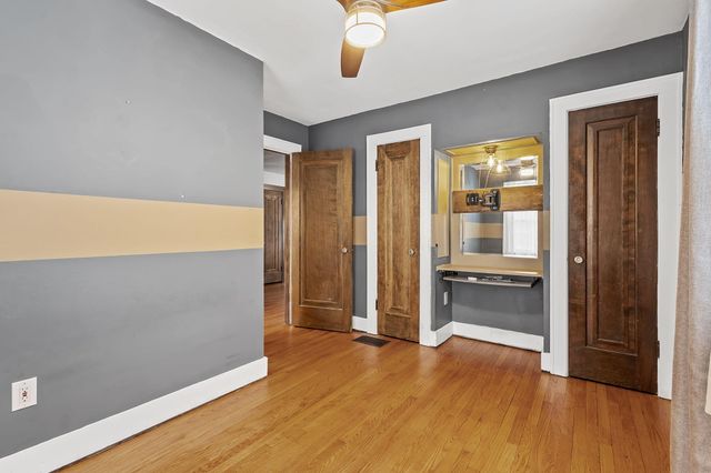 109 Elmwood Place, Crown Point, IN 46307