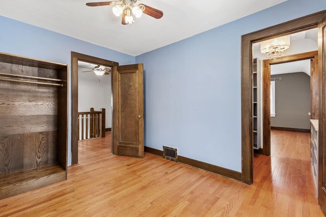 109 Elmwood Place, Crown Point, IN 46307