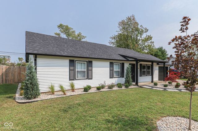 57 Oakden Court, Whiteland, IN 46184