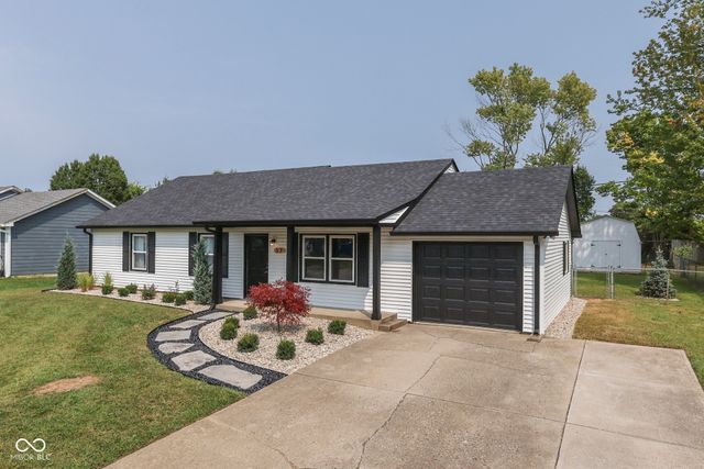 57 Oakden Court, Whiteland, IN 46184