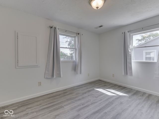 57 Oakden Court, Whiteland, IN 46184