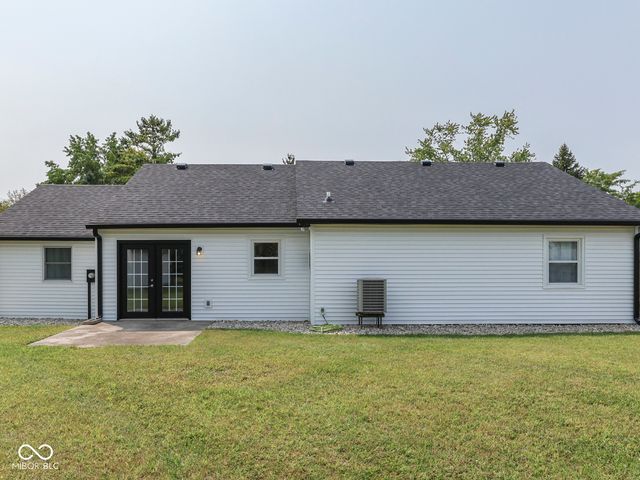 57 Oakden Court, Whiteland, IN 46184