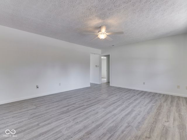 57 Oakden Court, Whiteland, IN 46184