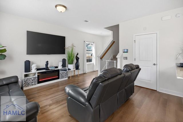 1282 Grayson Avenue, Hinesville, GA 31313