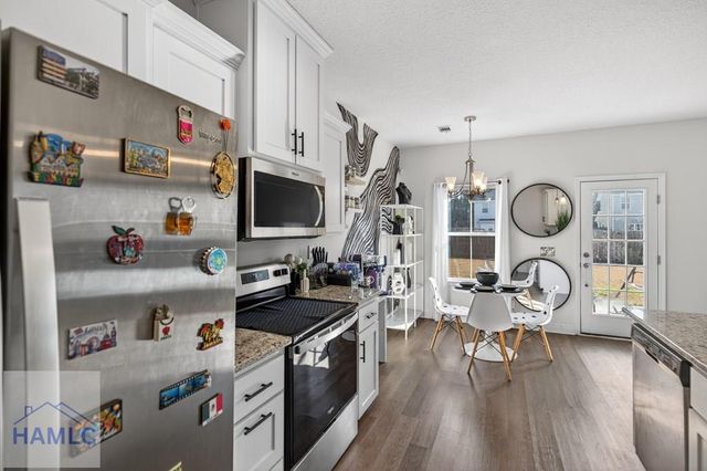 1282 Grayson Avenue, Hinesville, GA 31313