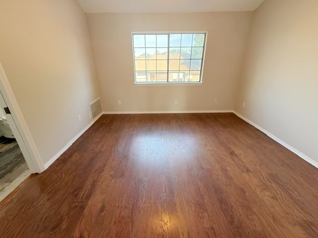 5590 Spring Valley Road F202, Dallas, TX 75254