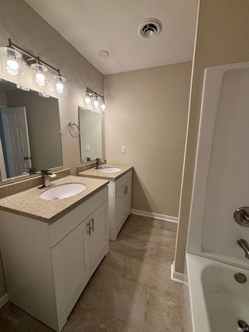 3604 Burrwood Terrace, Fort Wayne, IN 46815