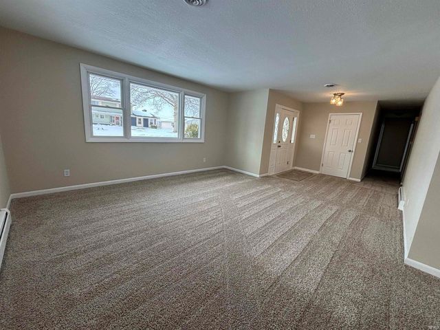 3604 Burrwood Terrace, Fort Wayne, IN 46815