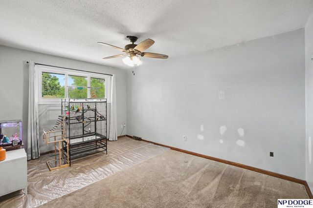 1821 Sherwood Cove, Fremont, NE 68025