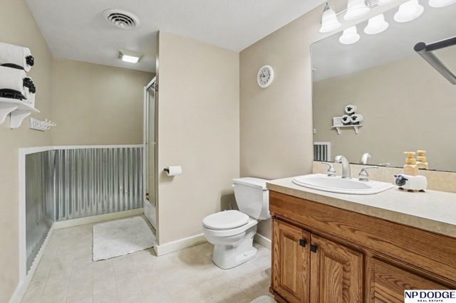 1821 Sherwood Cove, Fremont, NE 68025