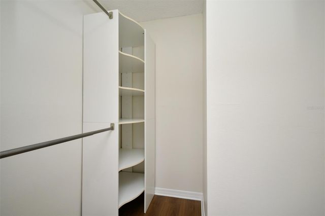 216 AFTON SQUARE 206, Altamonte Springs, FL 32714