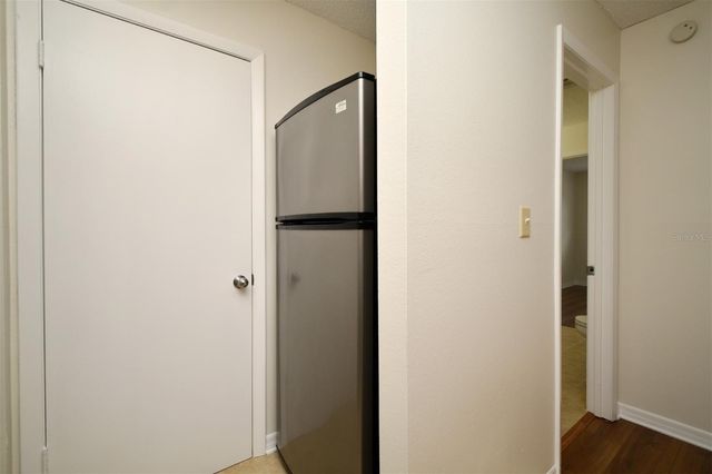 216 AFTON SQUARE 206, Altamonte Springs, FL 32714