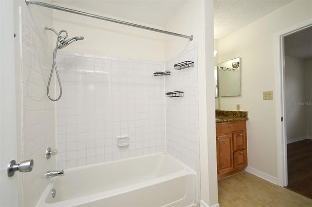 216 AFTON SQUARE 206, Altamonte Springs, FL 32714