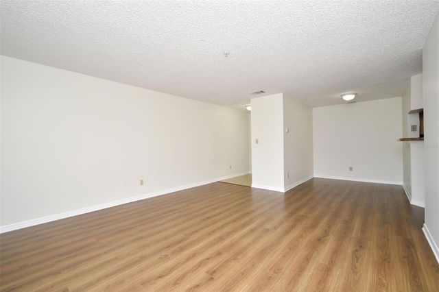 216 AFTON SQUARE 206, Altamonte Springs, FL 32714