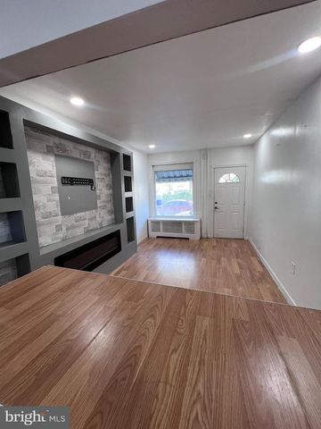 812 LOCUST ST, Reading, PA 19604