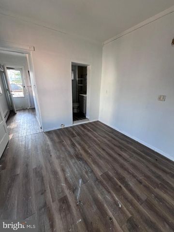 812 LOCUST ST, Reading, PA 19604