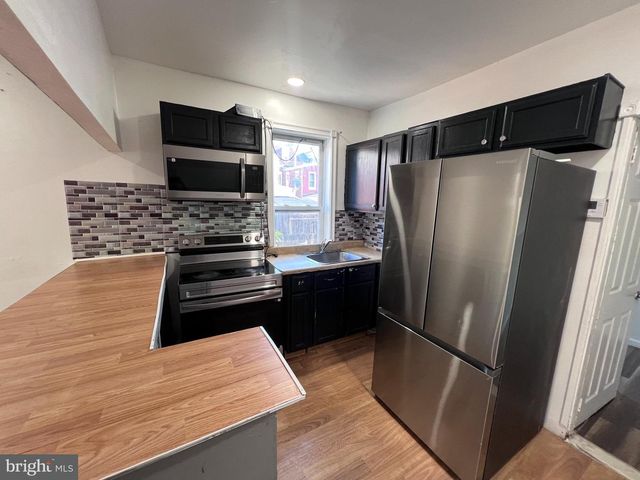 812 LOCUST ST, Reading, PA 19604
