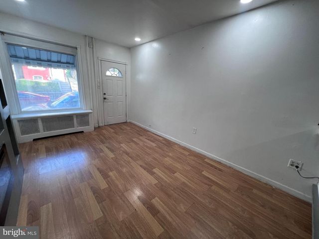 812 LOCUST ST, Reading, PA 19604