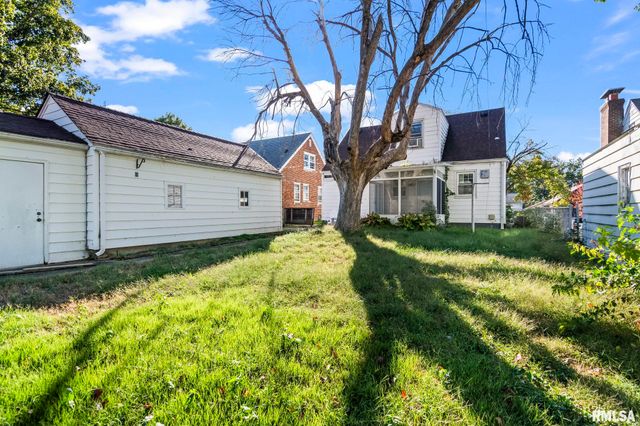 2130 N 6TH Street, Springfield, IL 62702