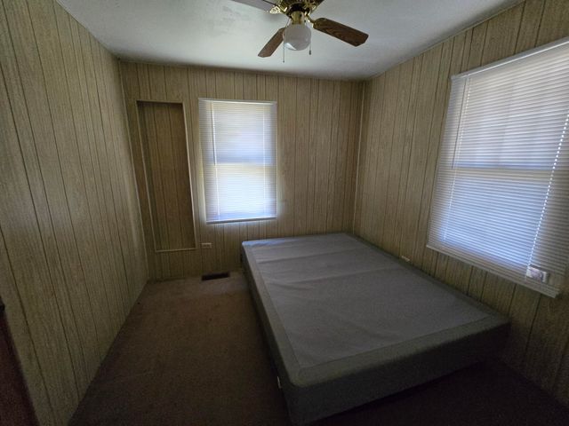 1006 Nassau, Plainview, TX 79072