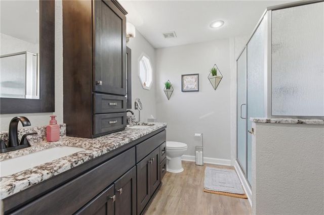 1324 NE 105th Terrace, Kansas City, MO 64155