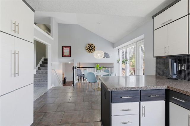 1324 NE 105th Terrace, Kansas City, MO 64155