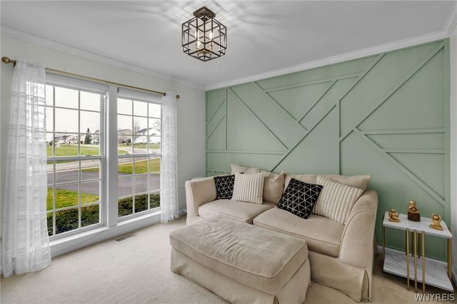 6360 Green Valley Lane, Lockport Town, NY 14094