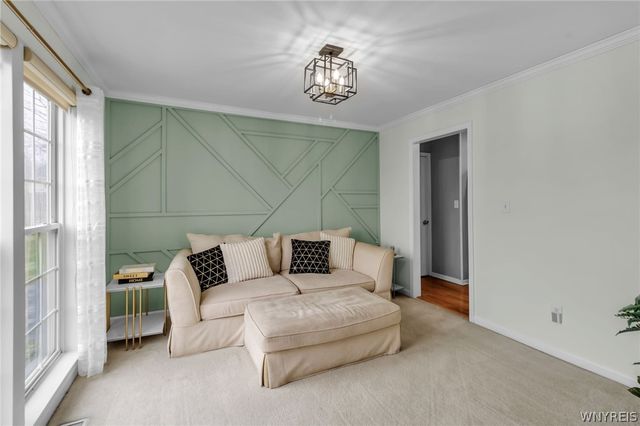 6360 Green Valley Lane, Lockport Town, NY 14094