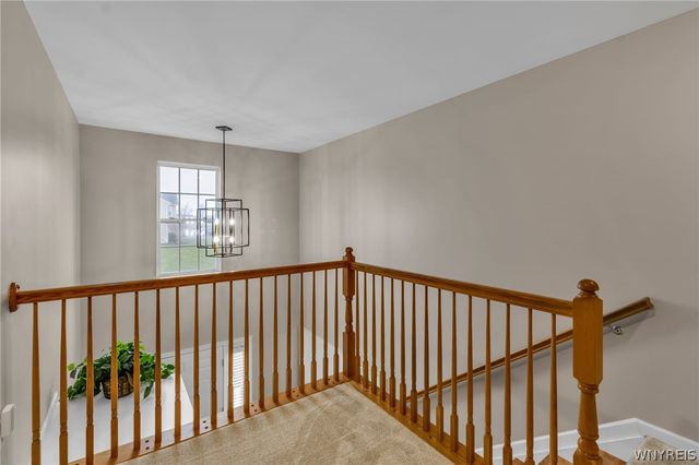 6360 Green Valley Lane, Lockport Town, NY 14094