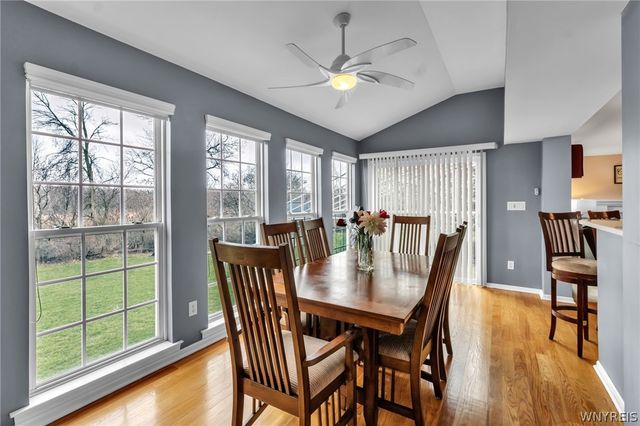 6360 Green Valley Lane, Lockport Town, NY 14094