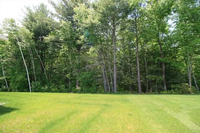 127 Freedom Trail, Westfield, MA 01085