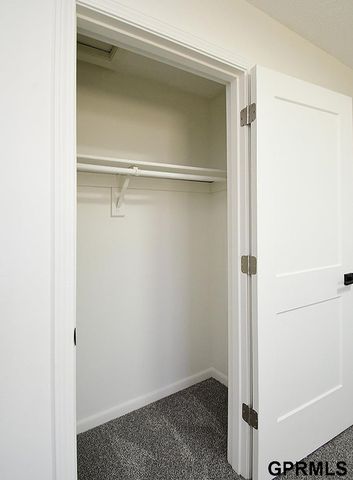 109 Wagon Train Avenue, Hickman, NE 68372