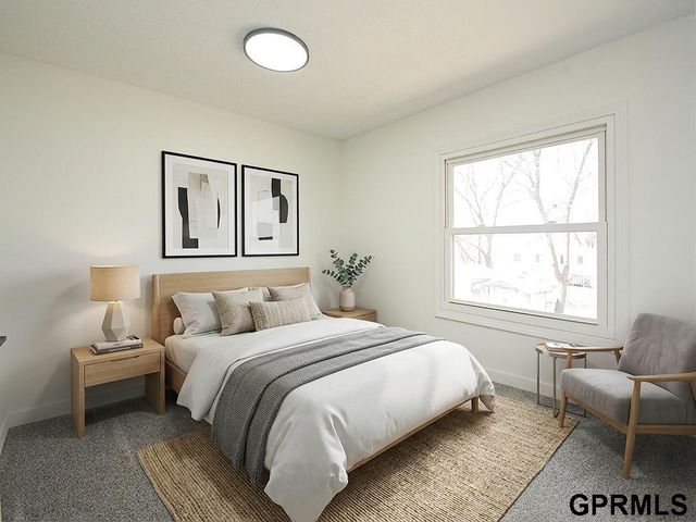 109 Wagon Train Avenue, Hickman, NE 68372