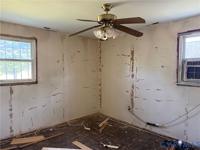 1809 Sussex St, Richmond, VA 23223