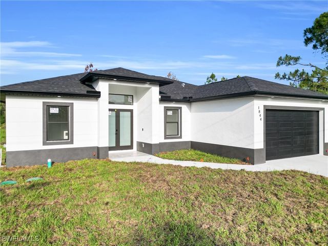 540 Lone Star LN, Lehigh Acres, FL 33974