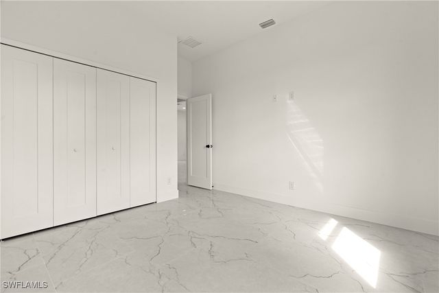 540 Lone Star LN, Lehigh Acres, FL 33974