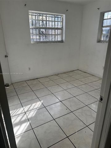 7024 NW 6th Ave 1, Miami, FL 33150