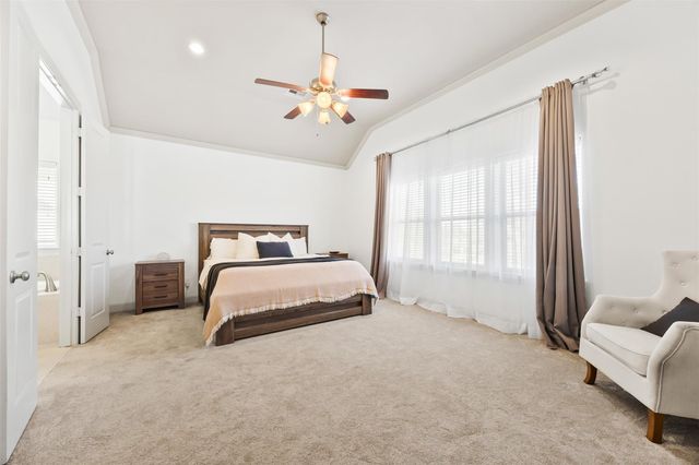 8758 Kempwood Drive, Houston, TX 77080