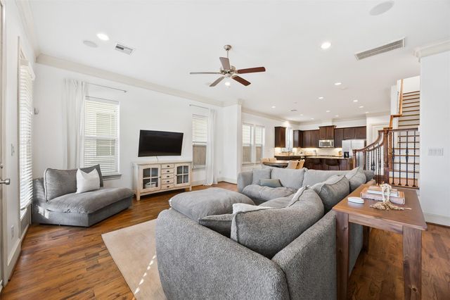 8758 Kempwood Drive, Houston, TX 77080