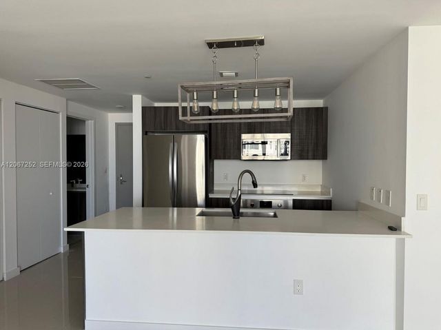 488 NE 18th Street 5005, Miami, FL 33132