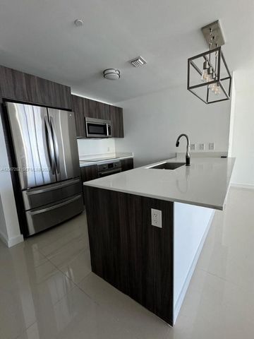 488 NE 18th Street 5005, Miami, FL 33132