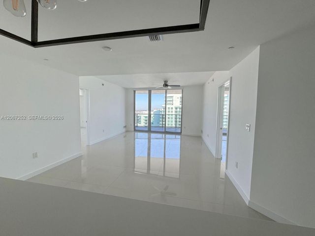 488 NE 18th Street 5005, Miami, FL 33132
