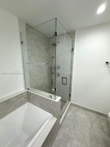 488 NE 18th Street 5005, Miami, FL 33132